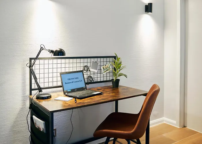 Foundry - Business & Content Loft - 120 Qm - Kueche - Waschtrockner - Badewanne & Dusche - Kostenloser Parkplatz - Smart Tv Apartament
